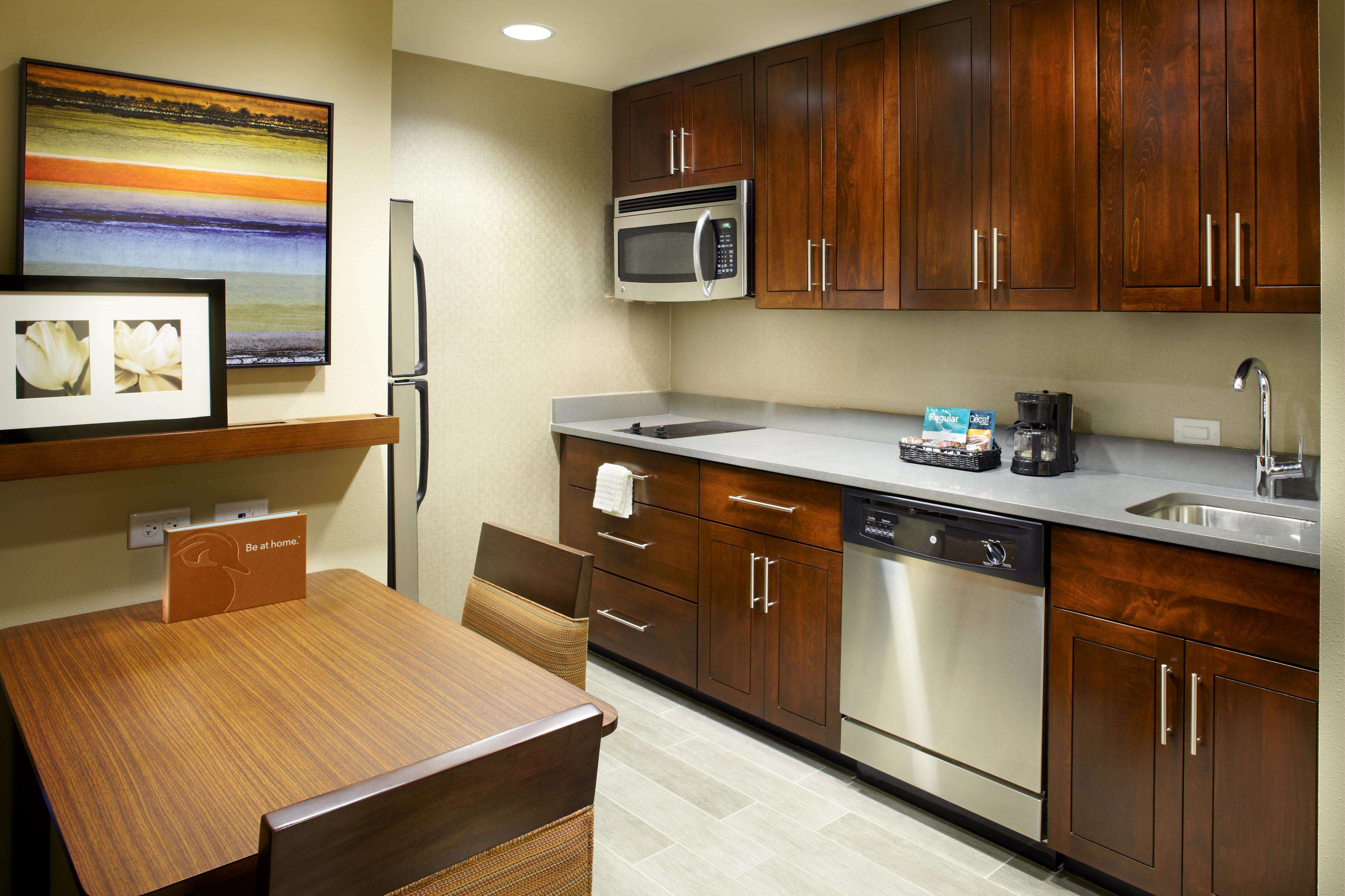 Homewood Suites by Hilton Springfield, VA Photo