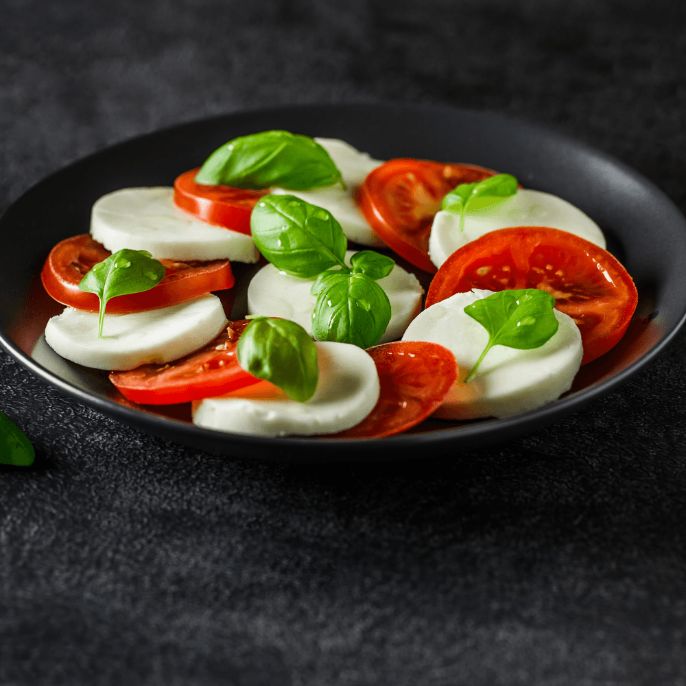 Fresh mozzarella & tomato salad