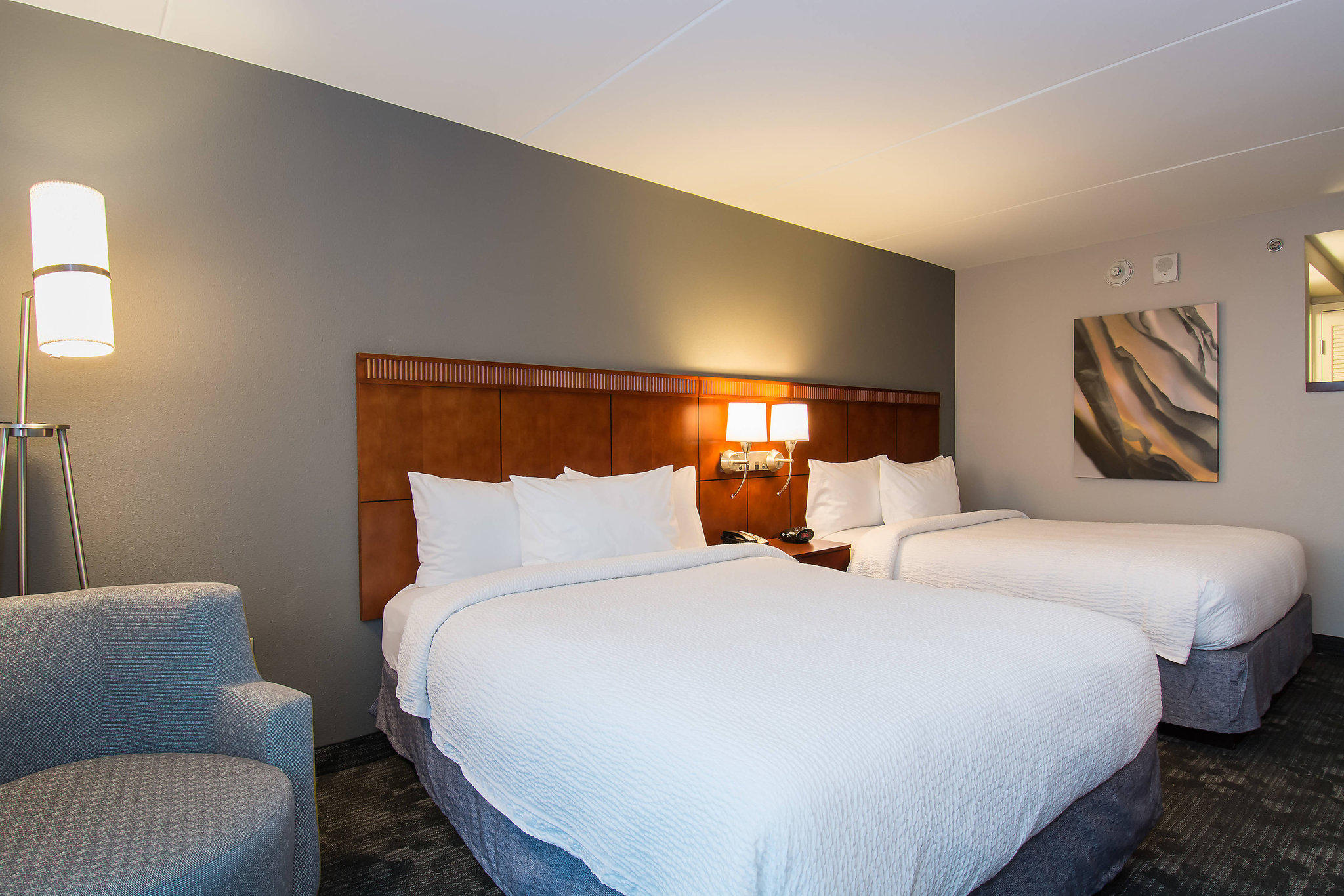 Courtyard by Marriott Columbia Downtown at USC Photo