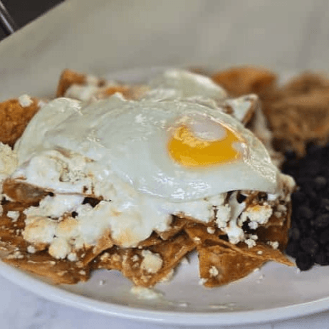 DESAYUNO CHILAQUILES