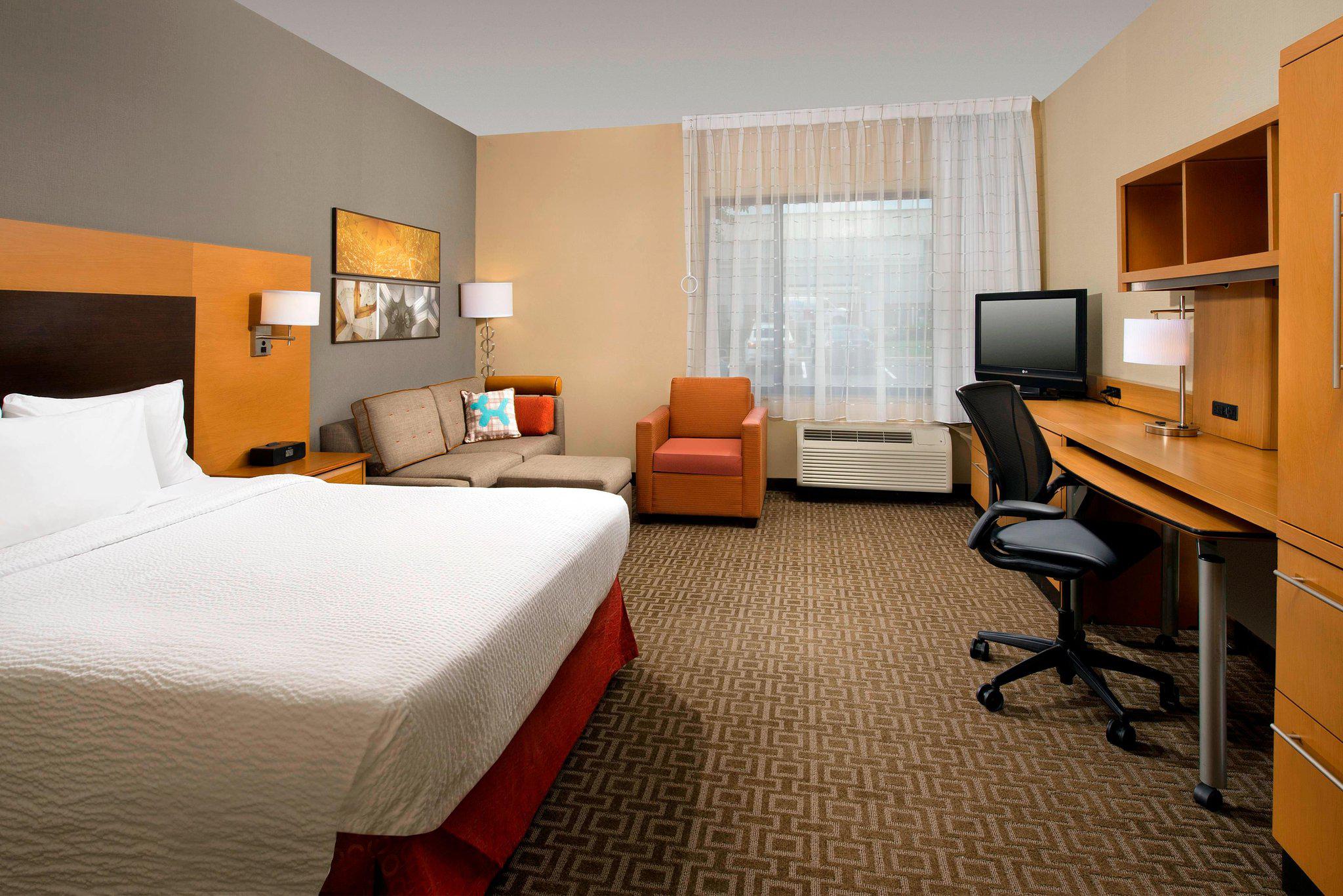 TownePlace Suites by Marriott Lexington Park Patuxent River Naval Air Station Photo