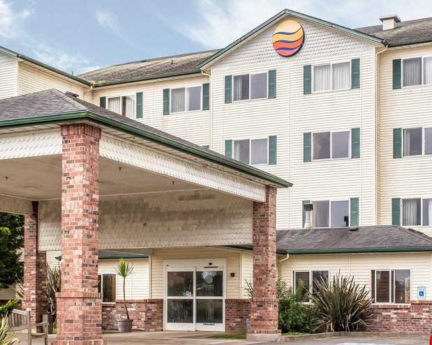 Images Comfort Inn & Suites