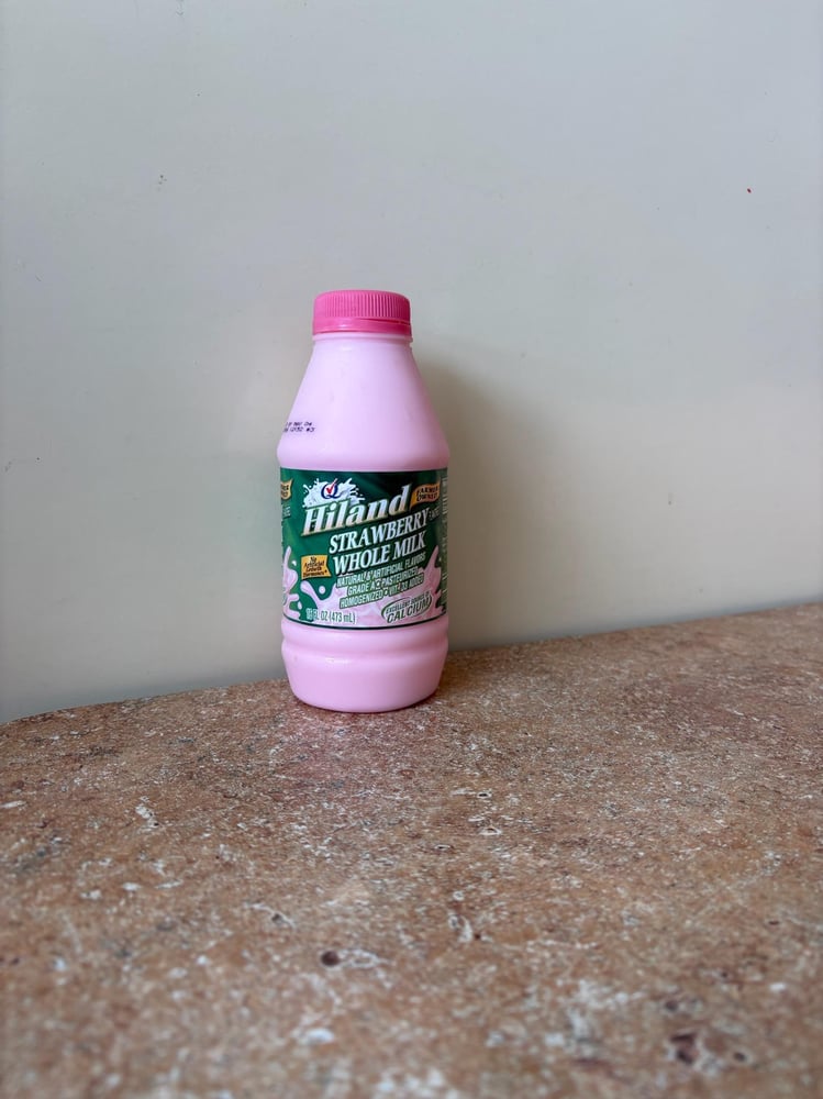 Hiland: Strawberry Milk