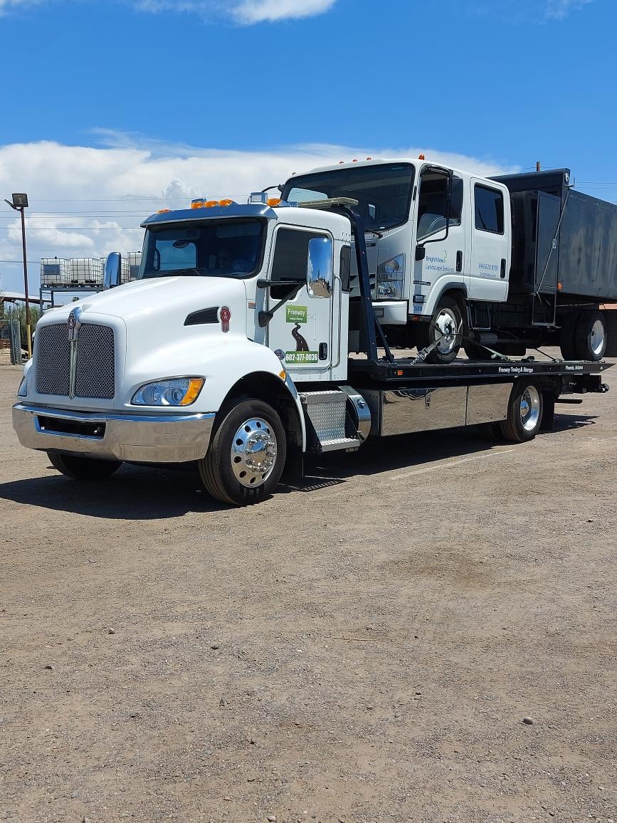 Freeway Towing & Storage - Biltmore Image