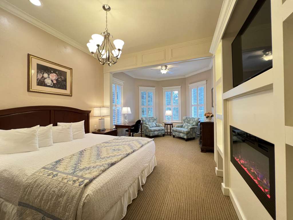 Best Western Grandma's Feather Bed Image
