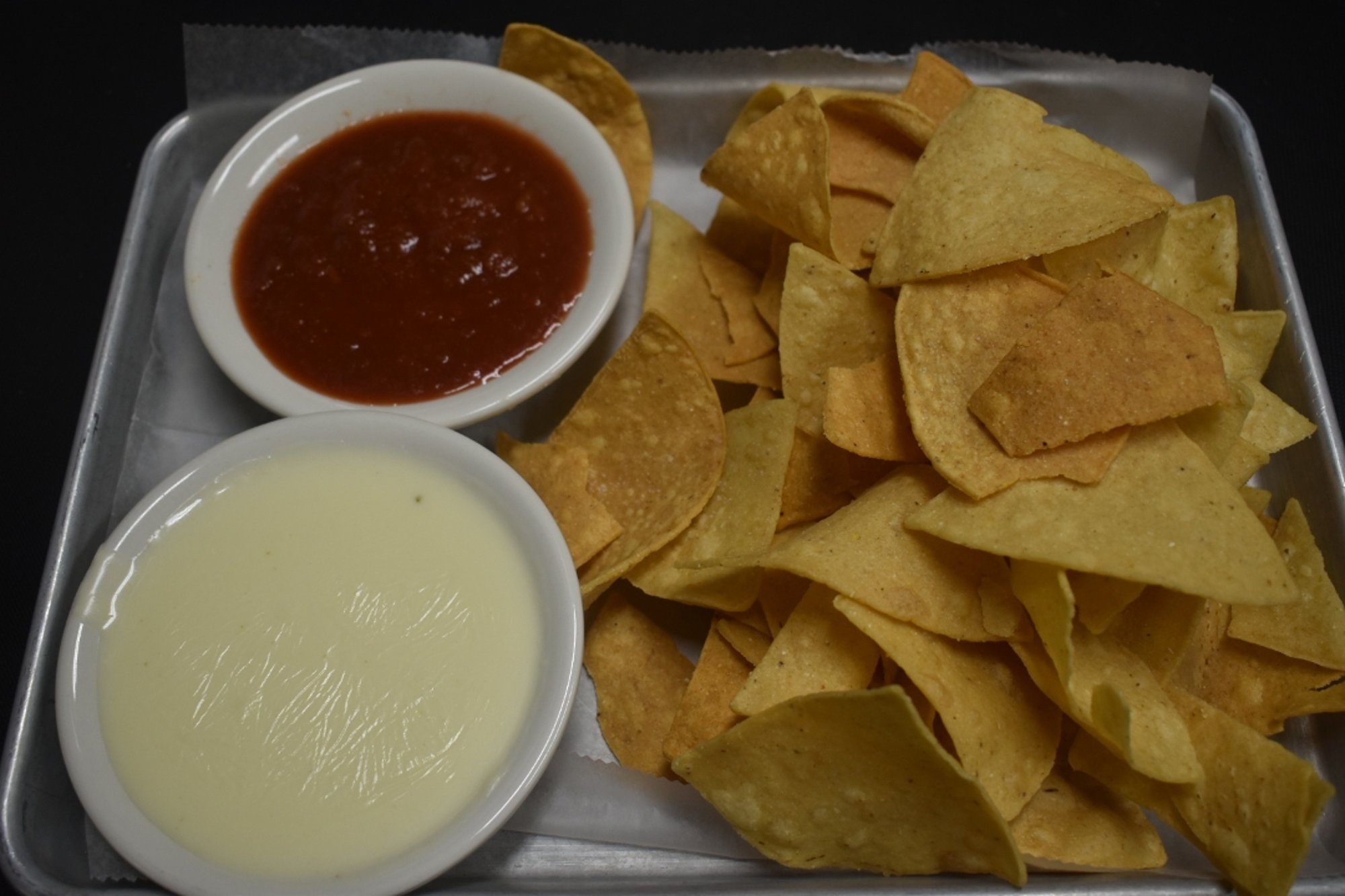 Chips, Queso & Salsa