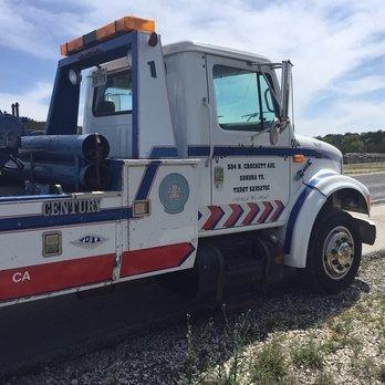 Victor's Automotive &amp; Wrecker Service Logo