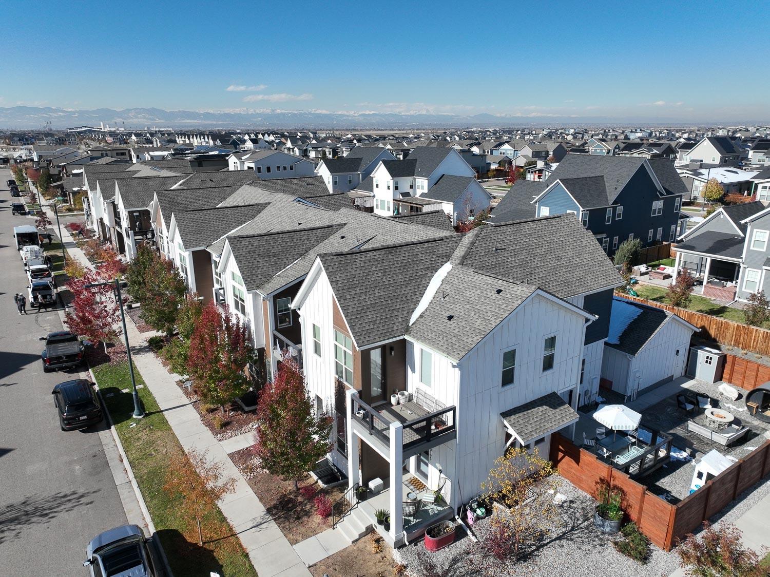 ELK Roofing & Construction Image