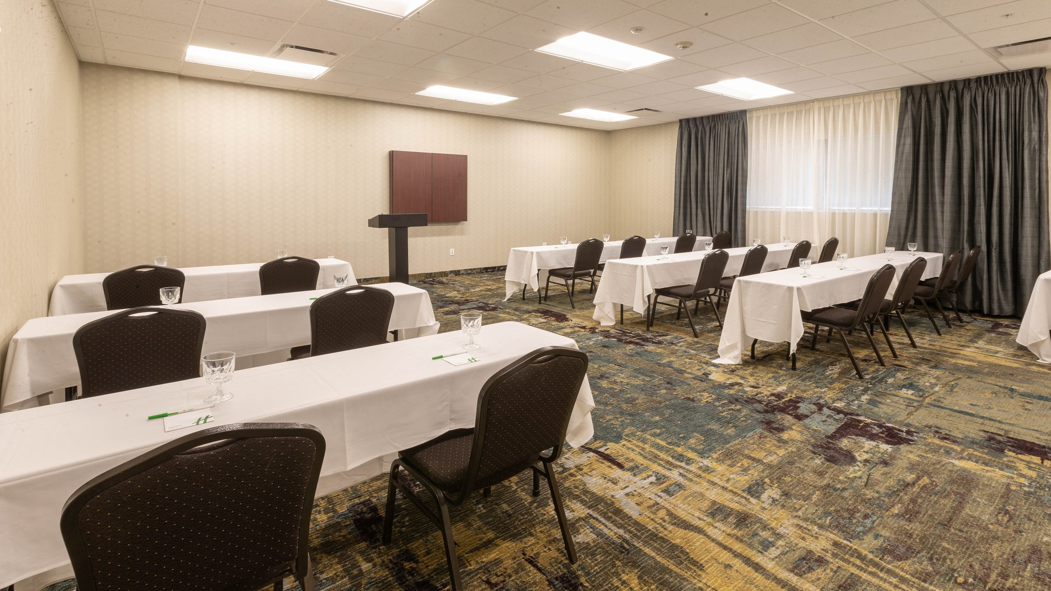 Holiday Inn Cleveland-S Independence by IHG Image