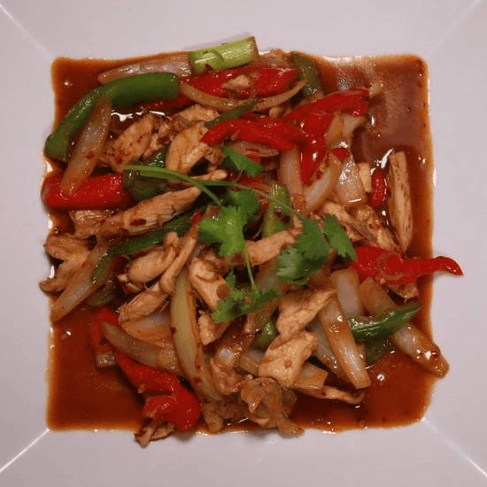 103. Chicken & Lemongrass / Gà Xào Sả Ớt