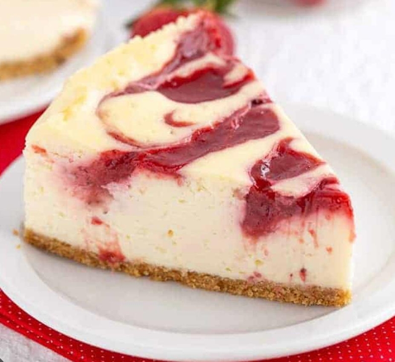 SEASONAL CHEESE CAKE