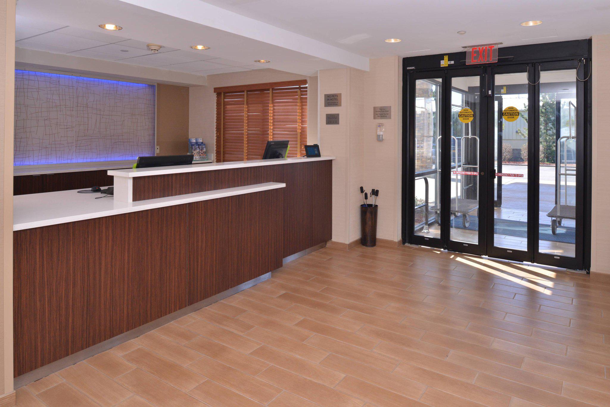 Fairfield Inn by Marriott Rochester Henrietta/University Area Photo