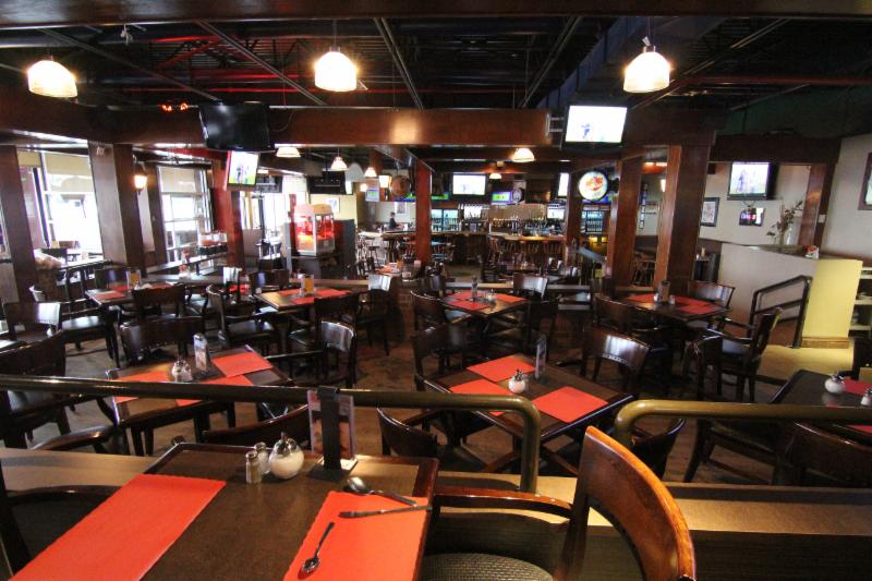 Restaurant Bar Le Stade, Chicoutimi QC Ourbis