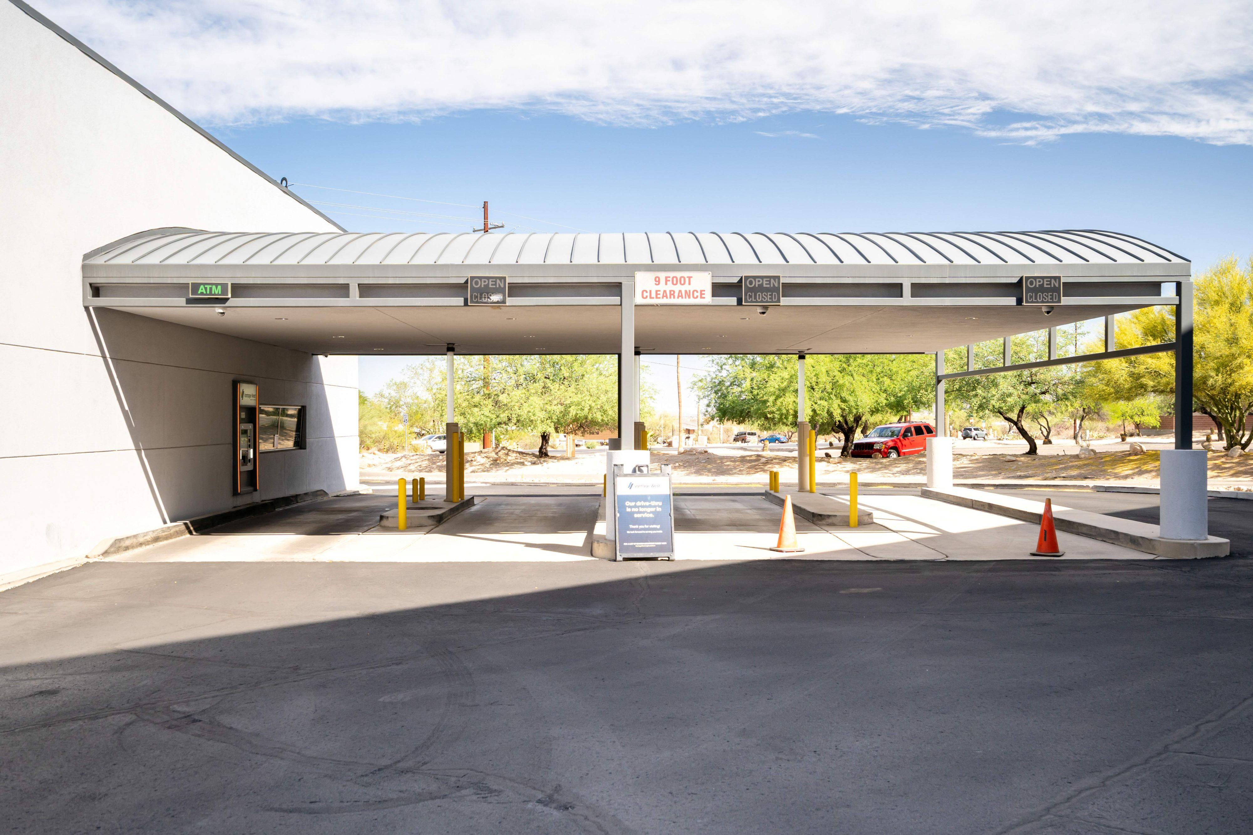 Vantage West Credit Union Image