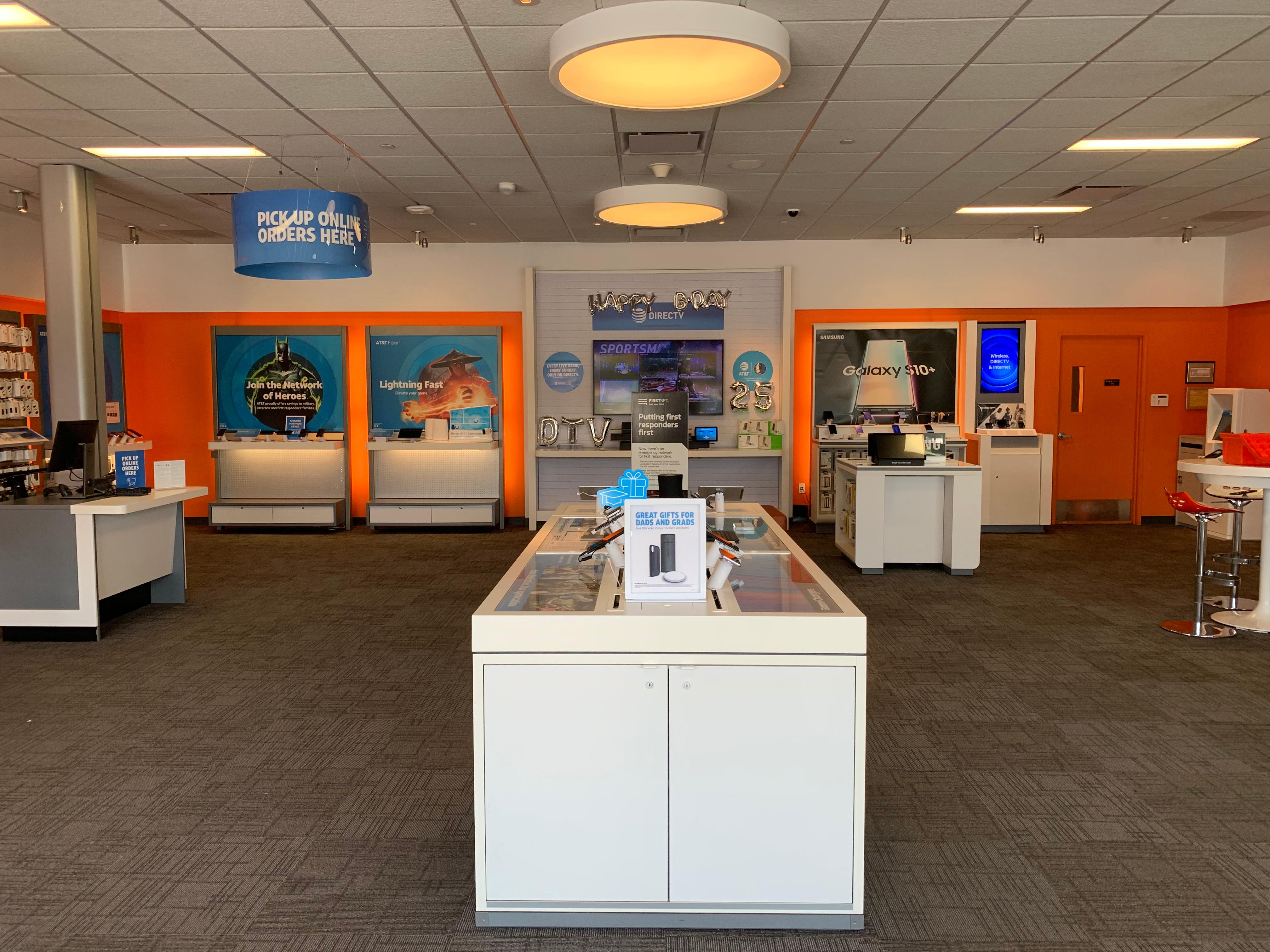 AT&T Store Photo