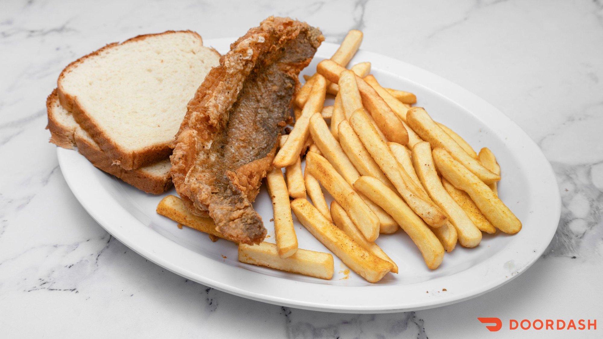 Fried Fish Sandwich w/ Fries