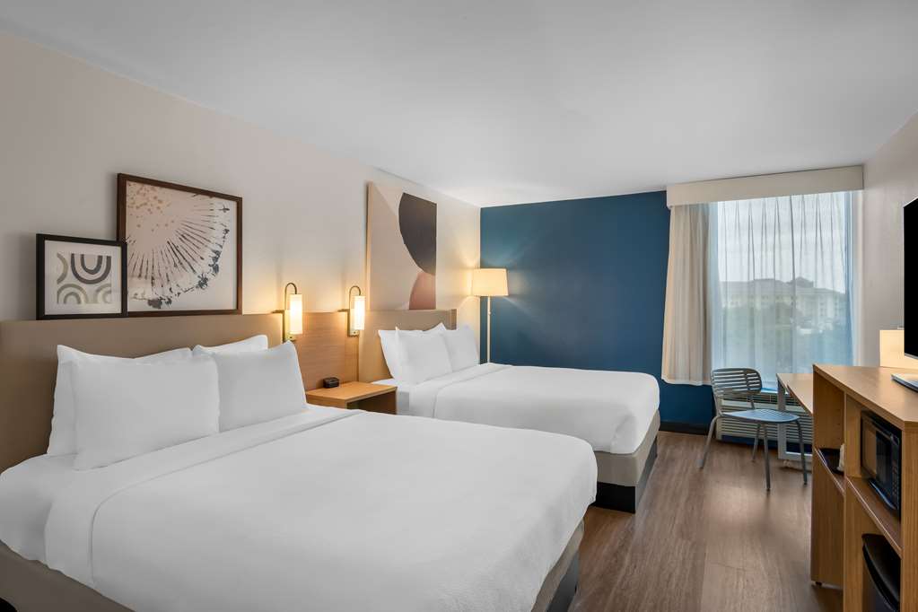 Spark by Hilton Richardson Dallas Image