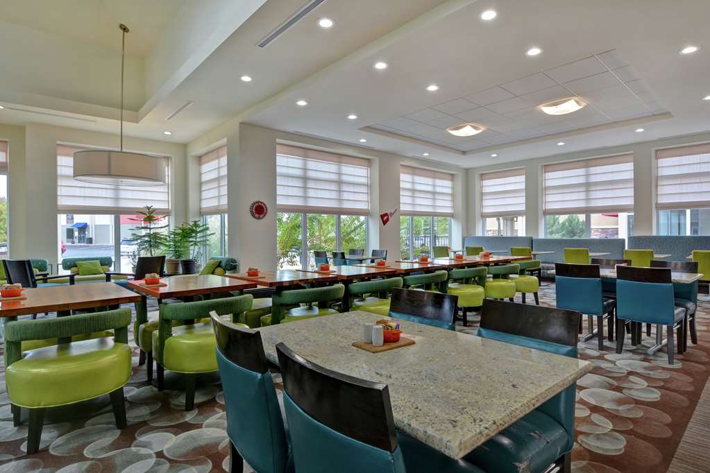 Hilton Garden Inn Fayetteville Image