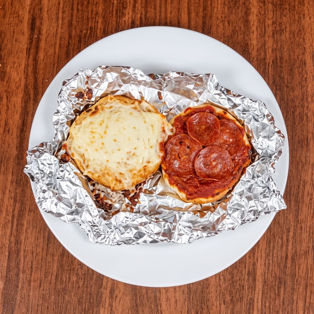 Round Gabe's Special Sandwich