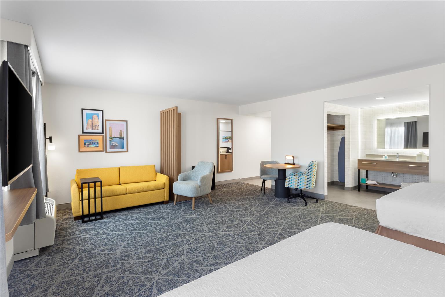 Hampton Inn & Suites Chicago Deer Park Image