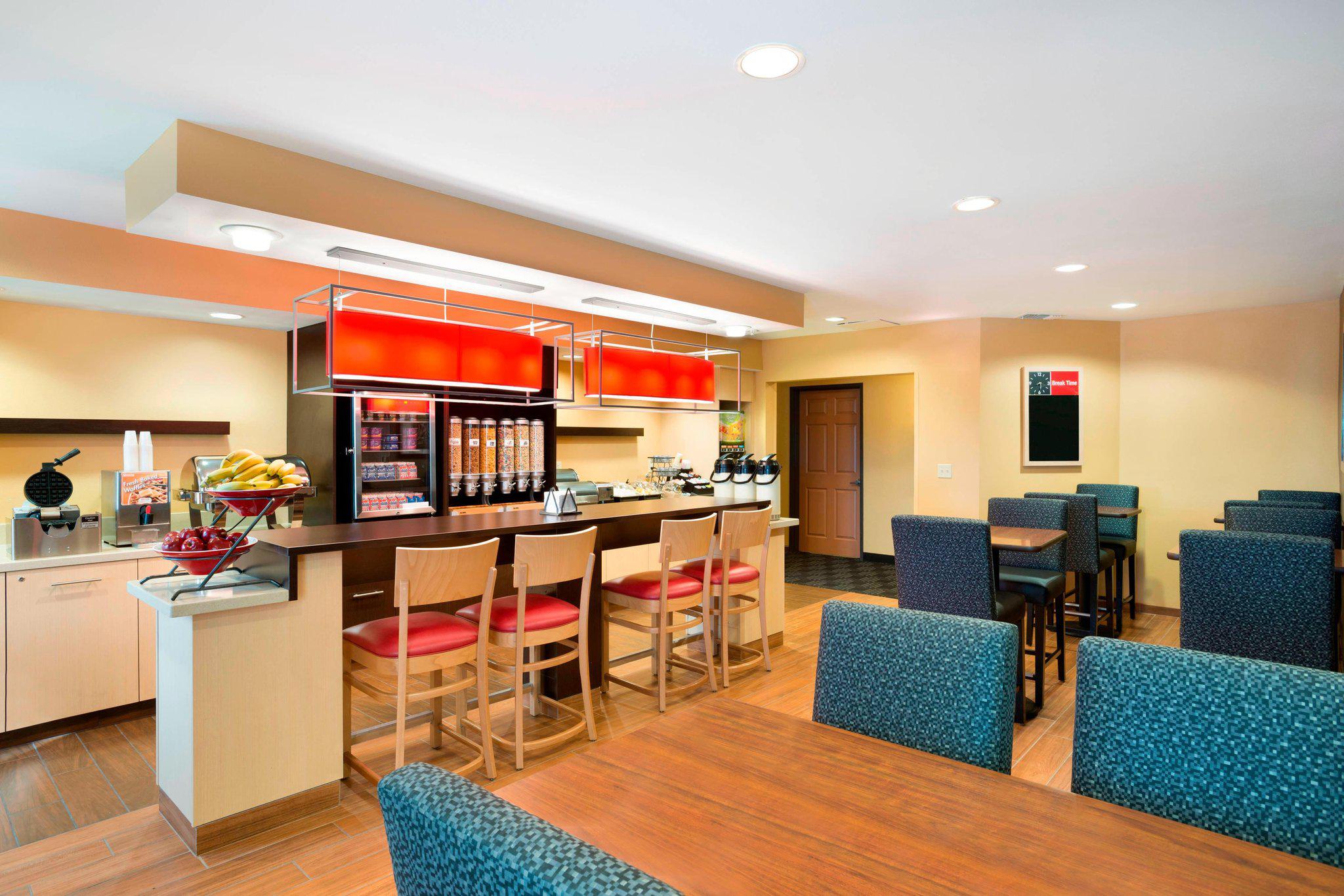 TownePlace Suites by Marriott Houston Energy Corridor/Katy Freeway Photo