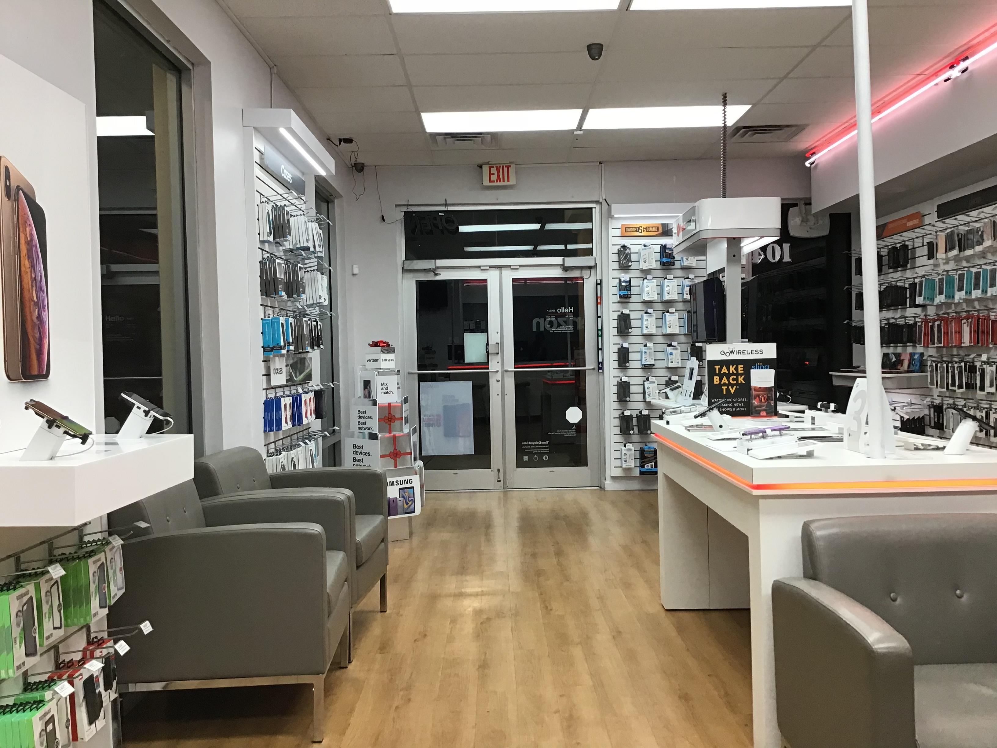 Verizon Authorized Retailer – GoWireless Photo