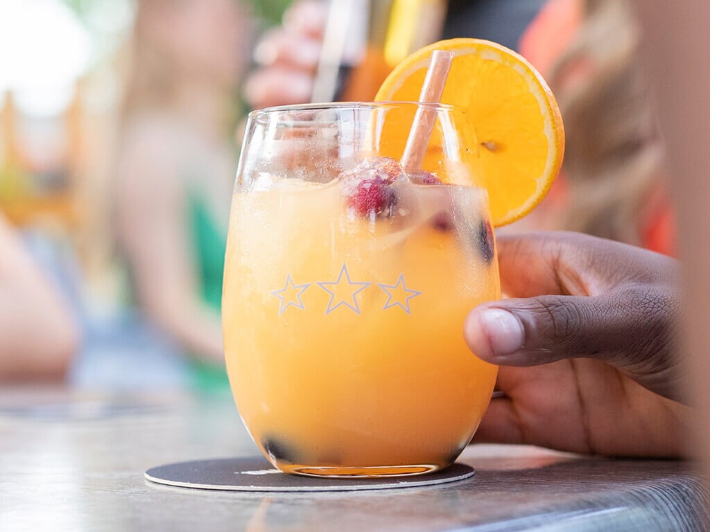 WHITE SANGRIA