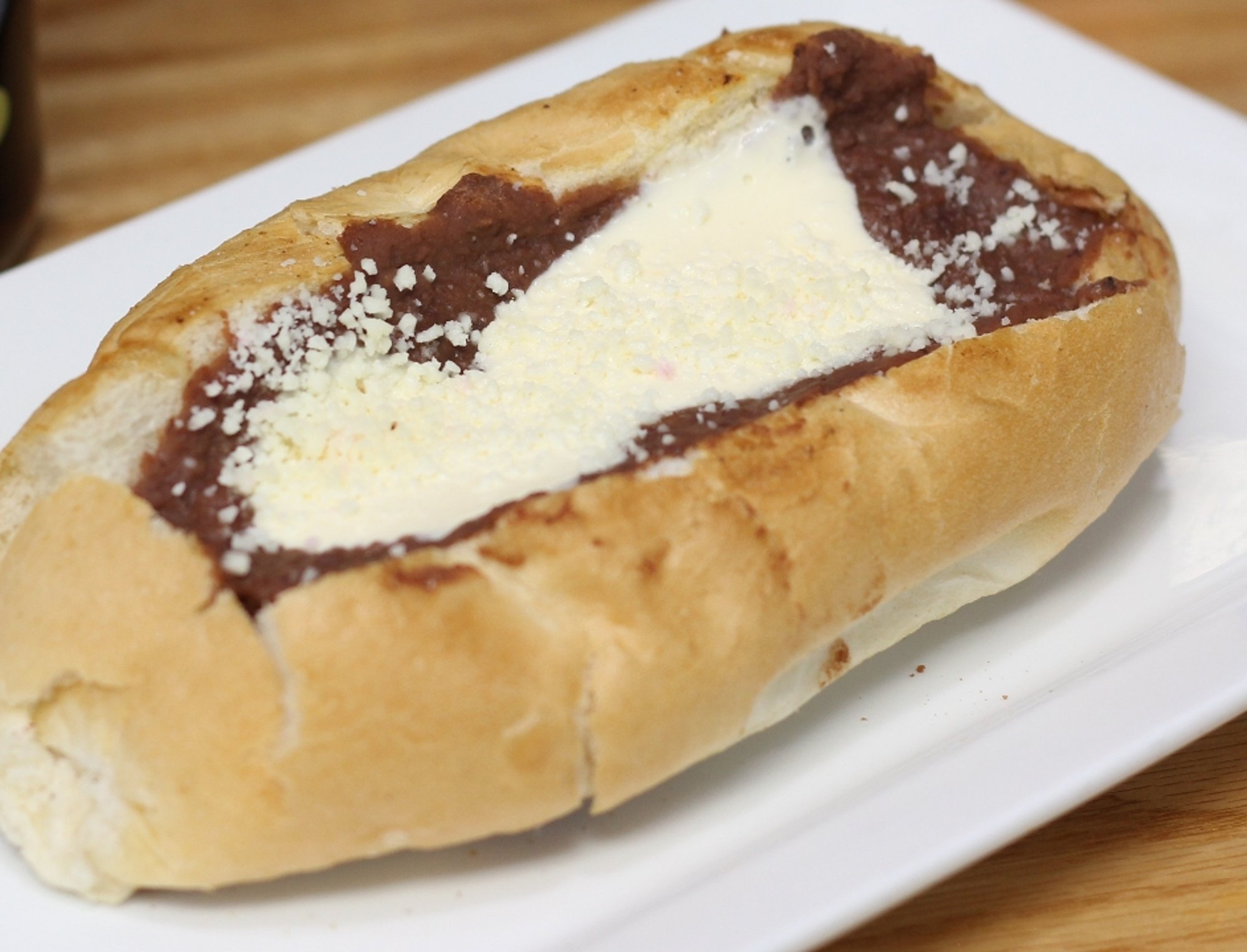 Pan con Frijol