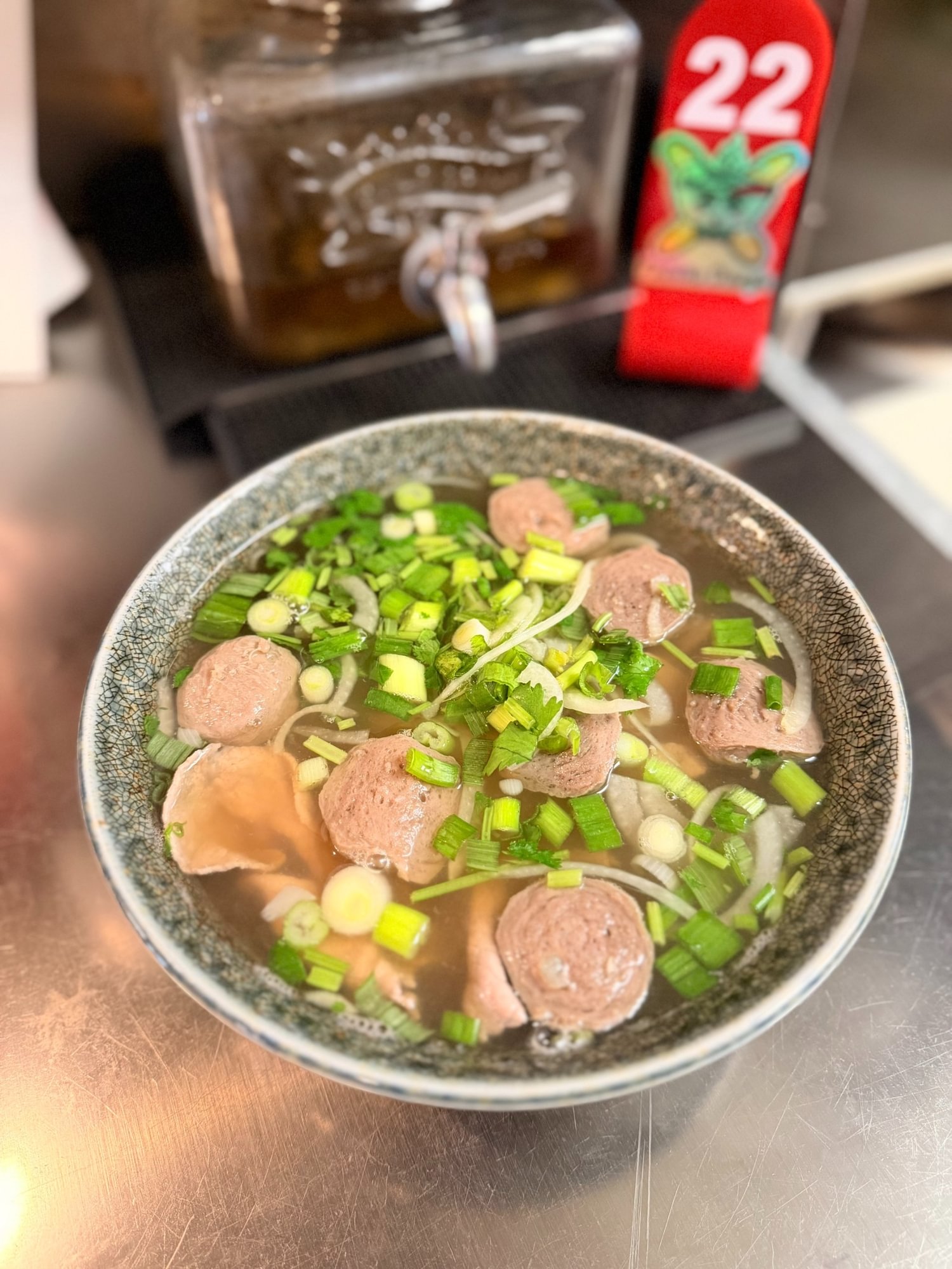 Fresh Sliced Beef & Beef Ball N.S (Phở tái Bò viên)