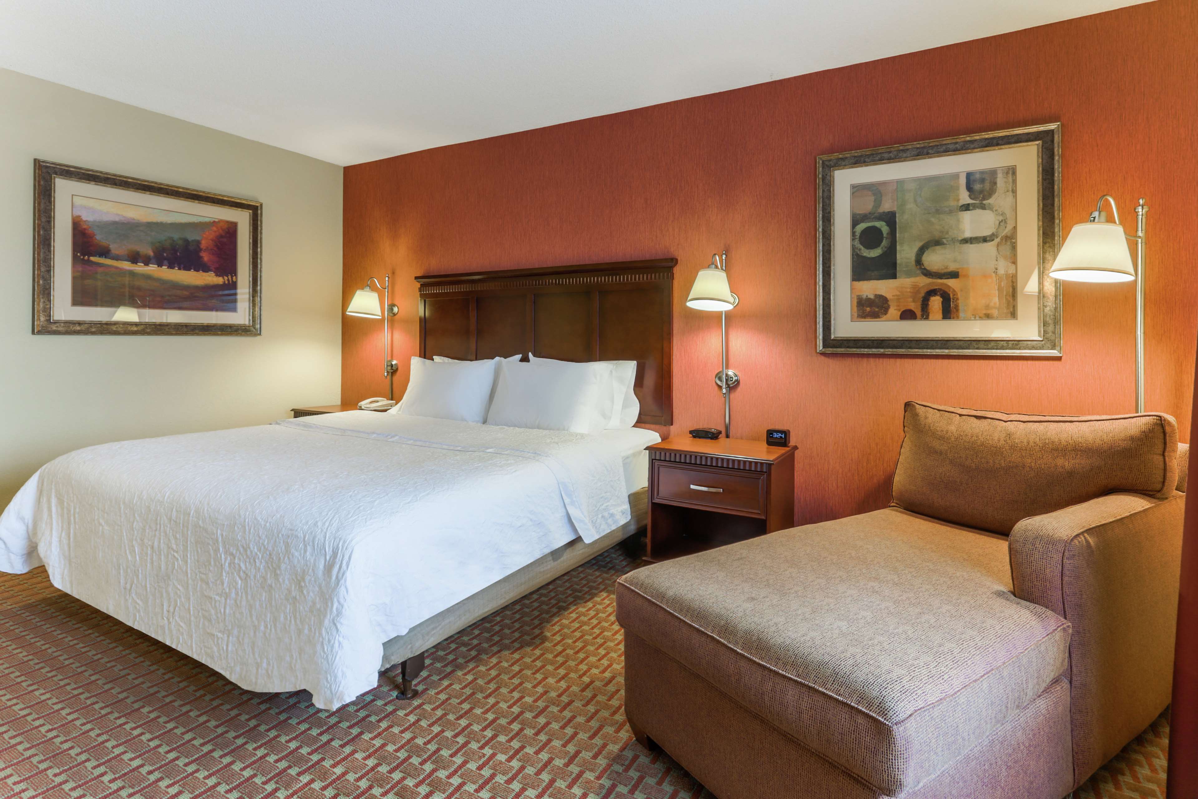 Guest room