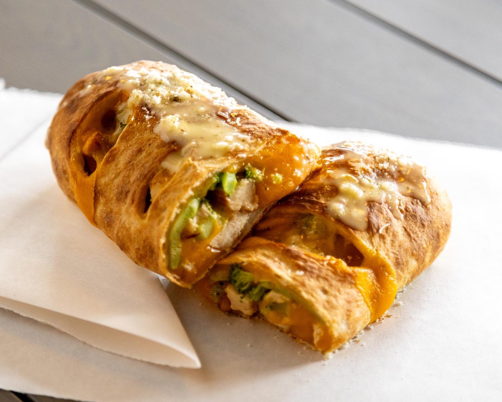 Strombolis (Small)