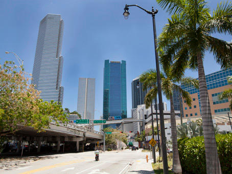 Regus - Florida, Miami - Wells Fargo Plaza Photo