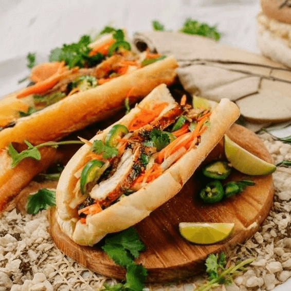 21. Grilled Chicken Sandwich / Bánh Mì Gà Nướng