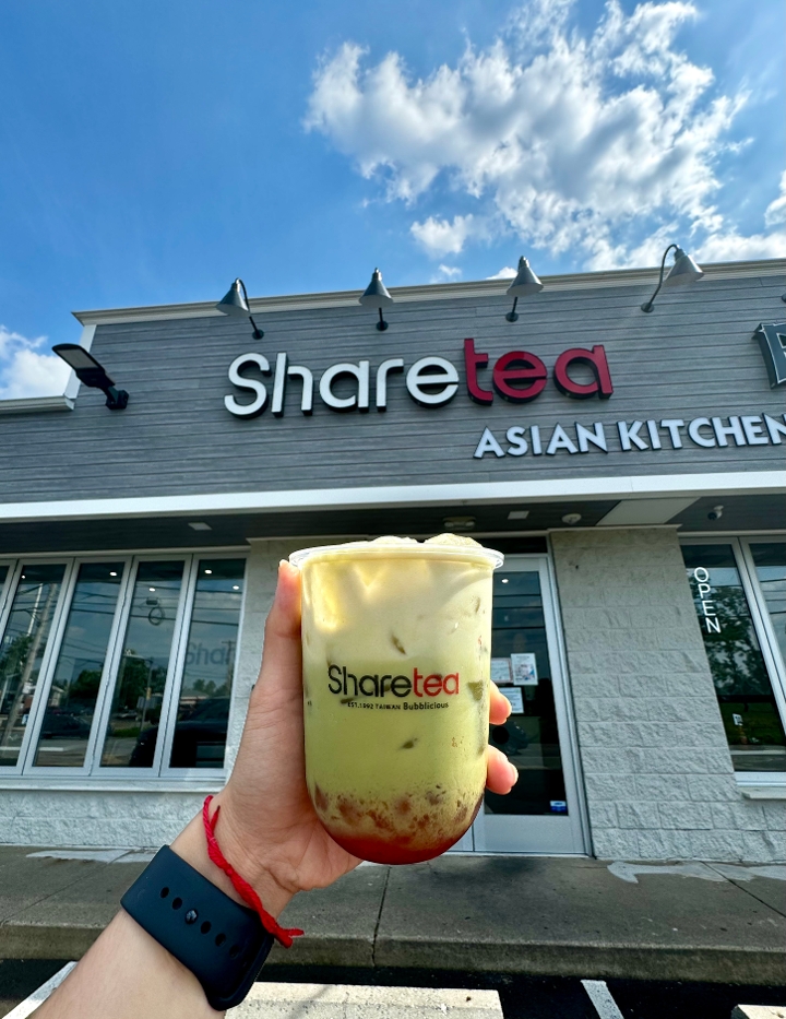 Strawberry Matcha w/ Sakura Crystal Boba