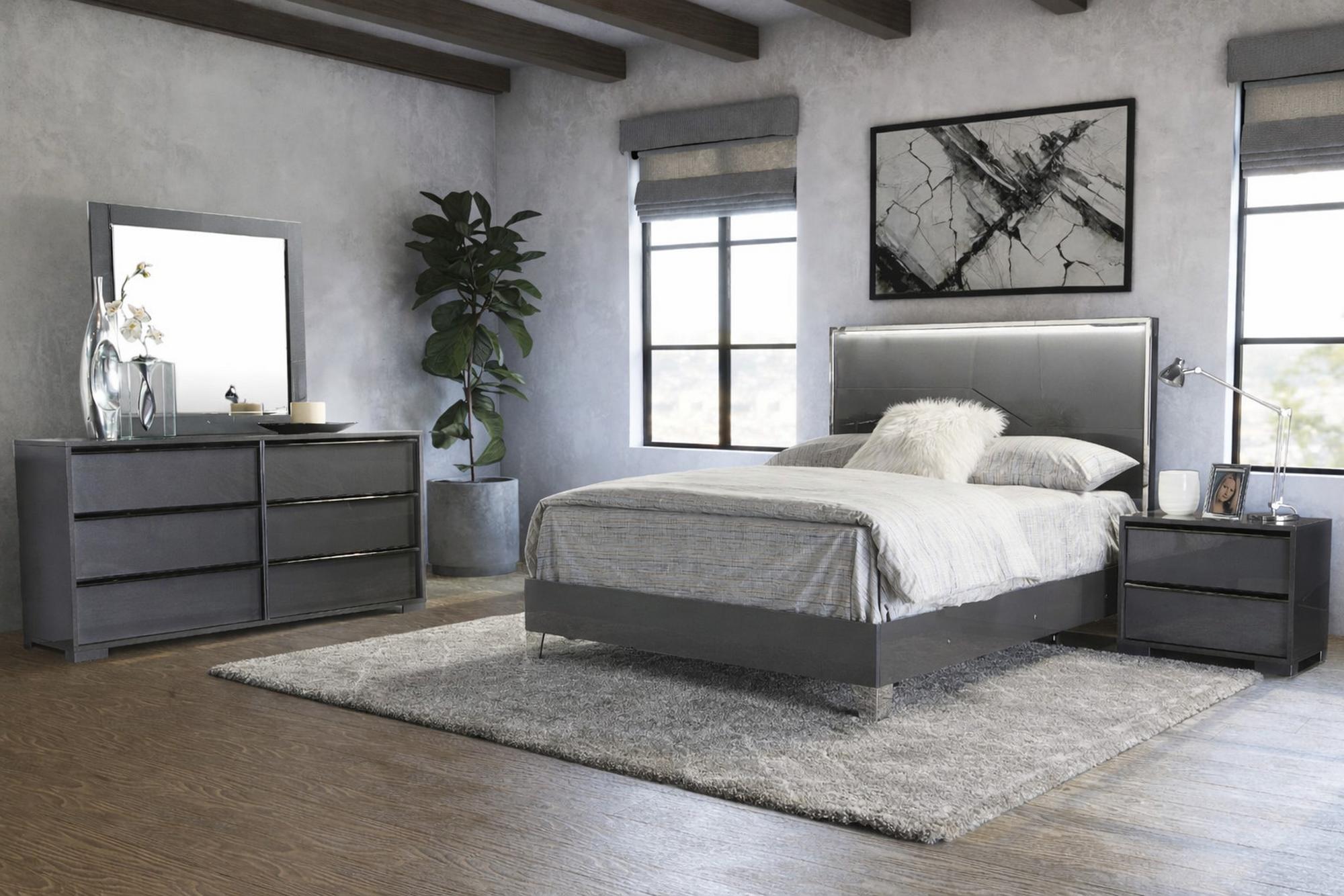 Queen Logica Bed w/Dresser, Mirror, Nightstand