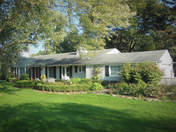 Images NHL Property Management
