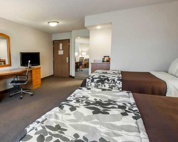 Images Sleep Inn & Suites Lake of the Ozarks