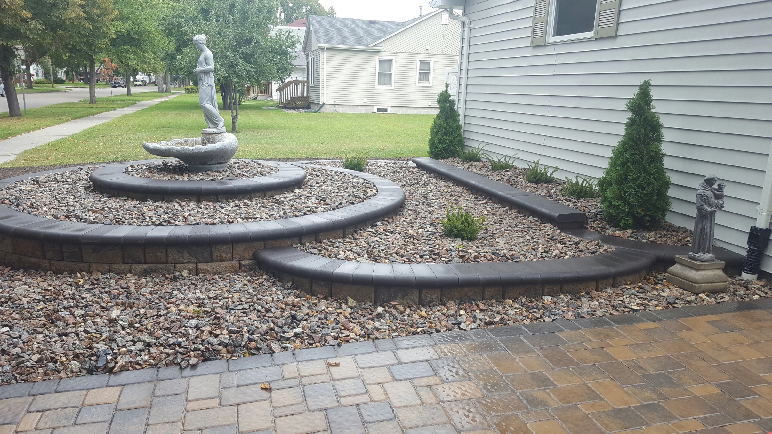 R&R Landscaping Photo