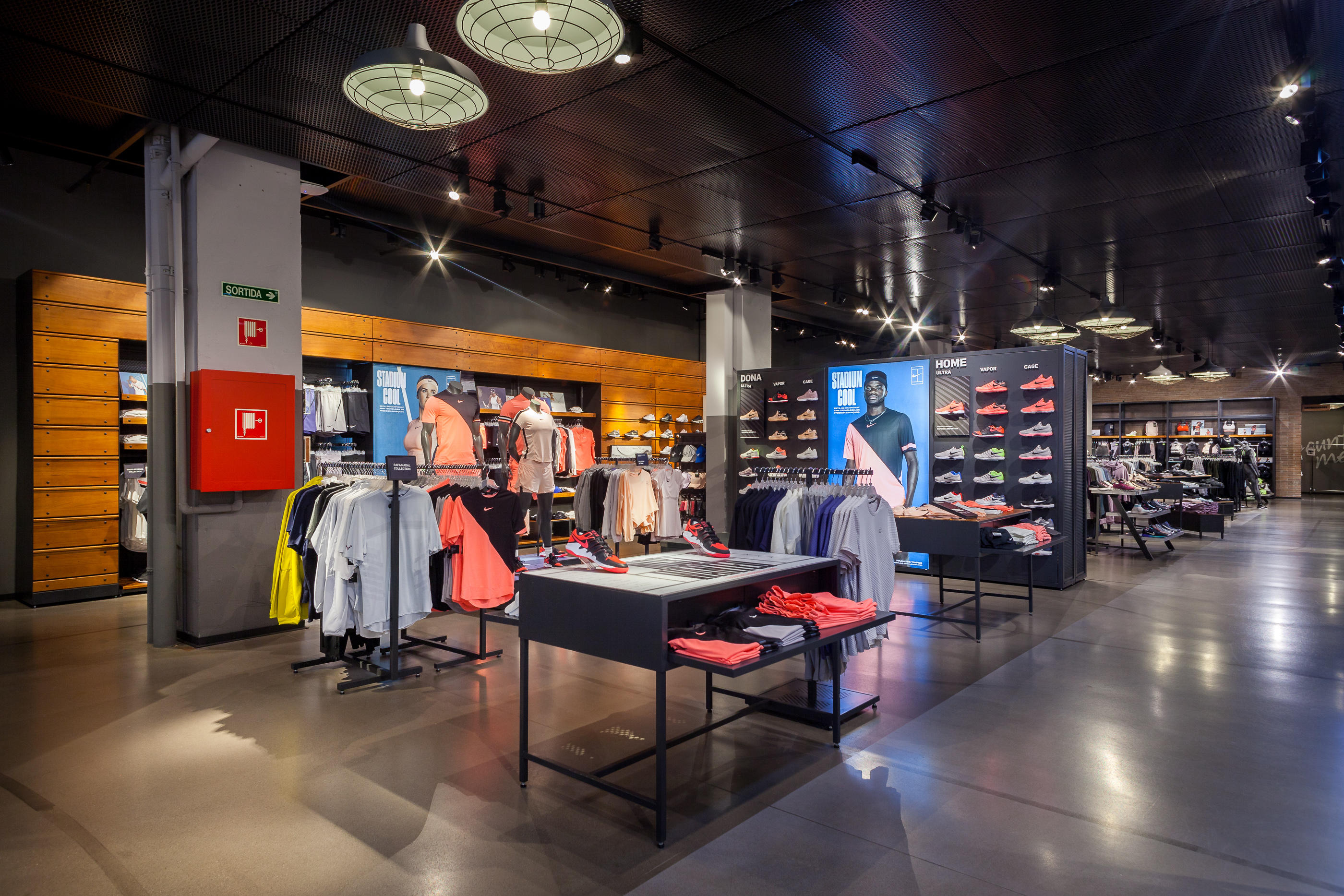 Images Nike Store Portal de l’Ángel – ECI