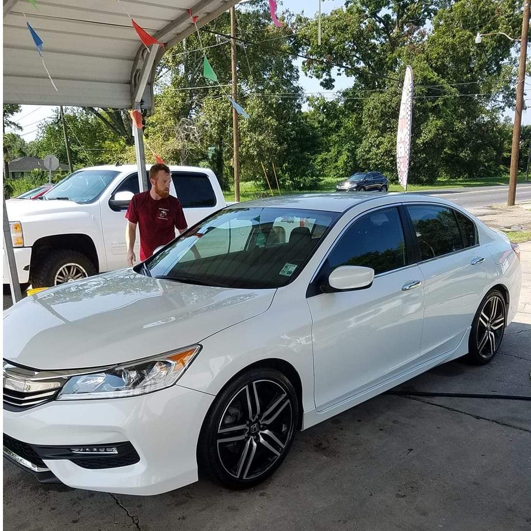 Wheel well &amp; Door Jamb Auto Spa Logo