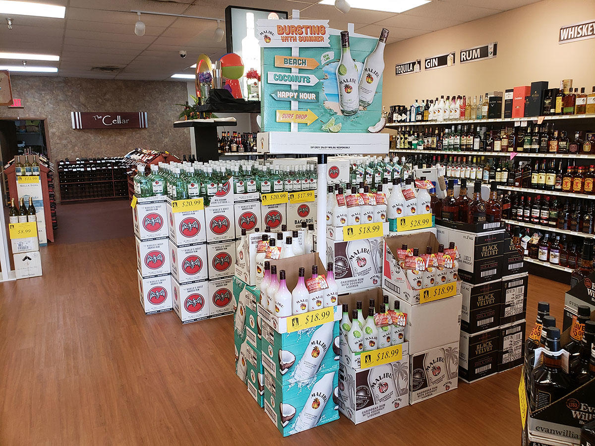 Baytowne Wine & Spirits Photo