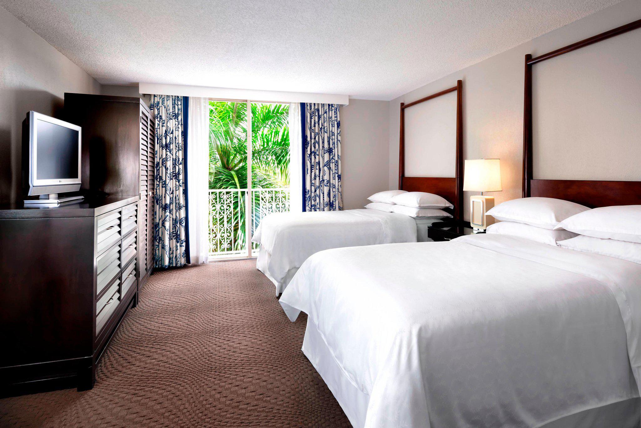 Sheraton Suites Fort Lauderdale at Cypress Creek Photo