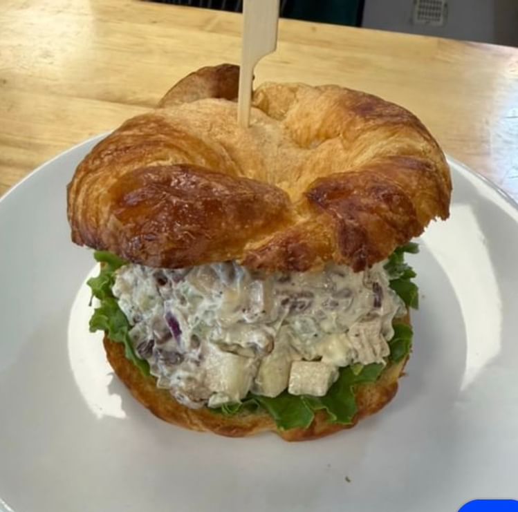 CHICKEN SALAD CROISSANT
