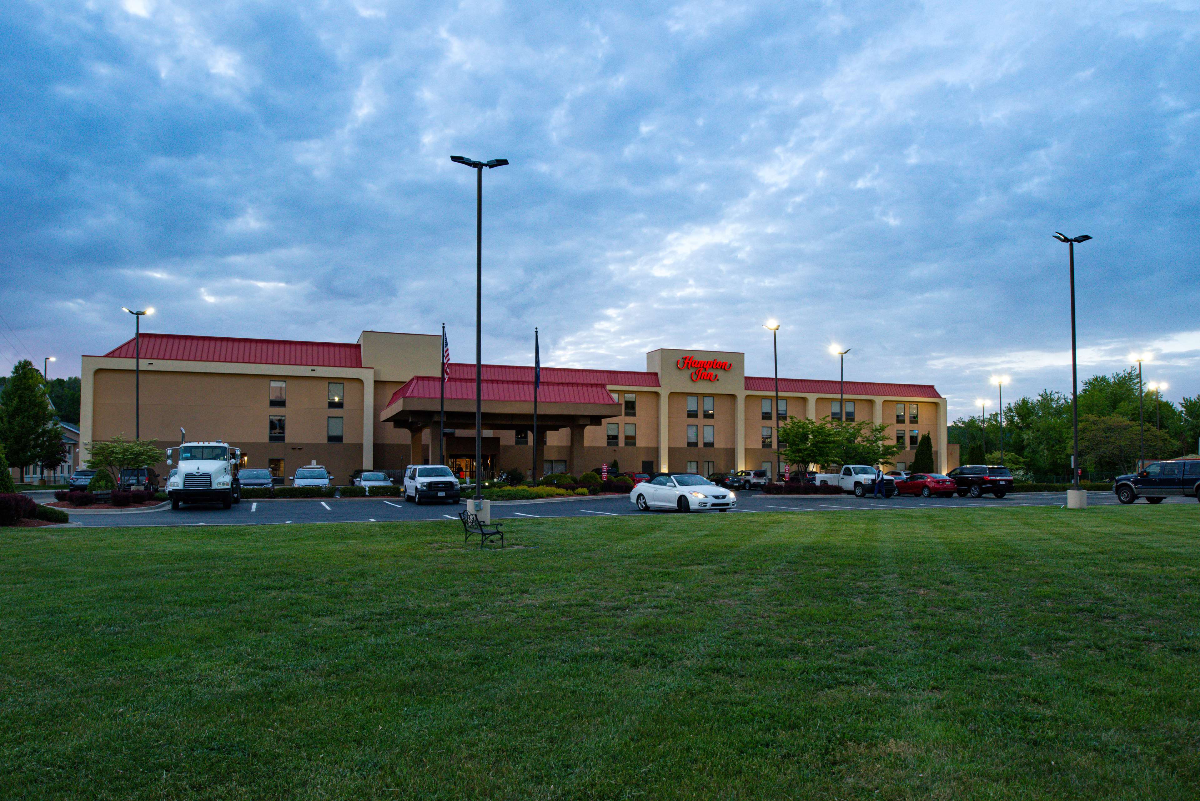 Hampton Inn Wytheville 950 Peppers Ferry Rd Wytheville VA Hotels