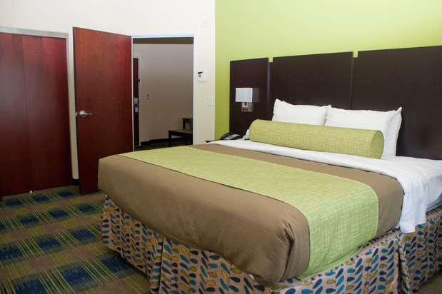 Images Best Western Plus Pratt
