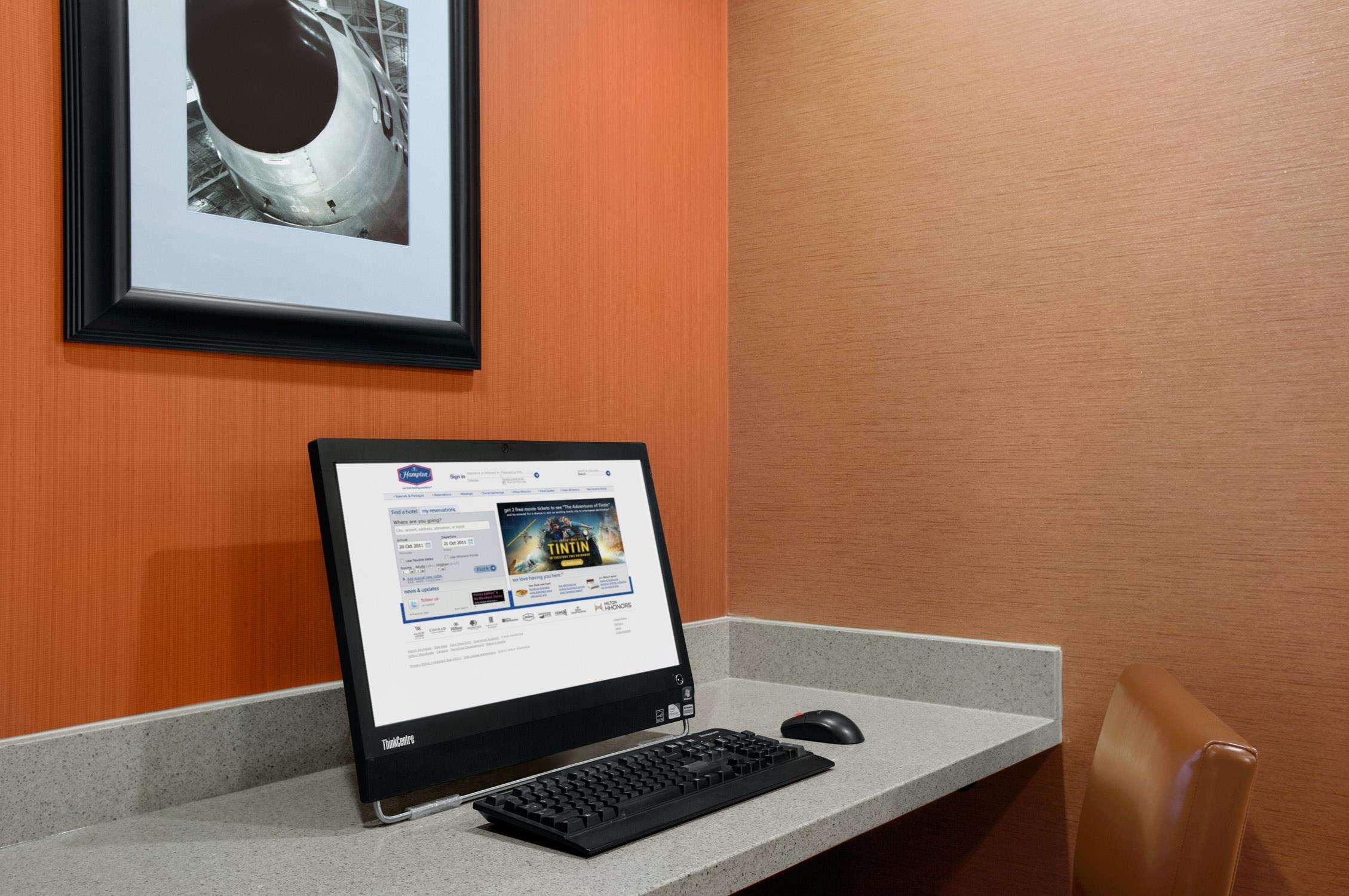 Hampton Inn Chicago-Midway Airport Photo