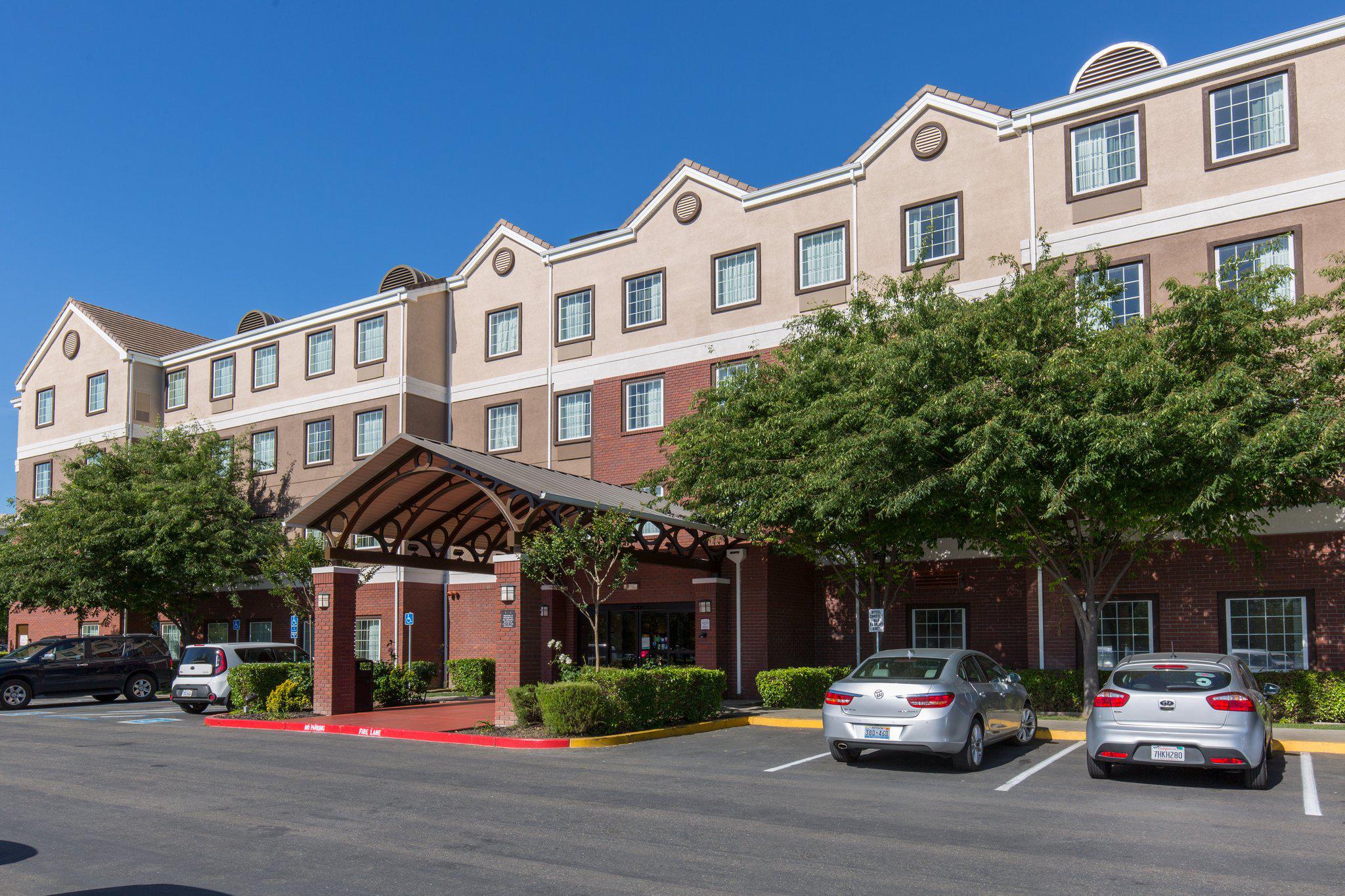 Staybridge Suites Sacramento Airport Natomas Photo