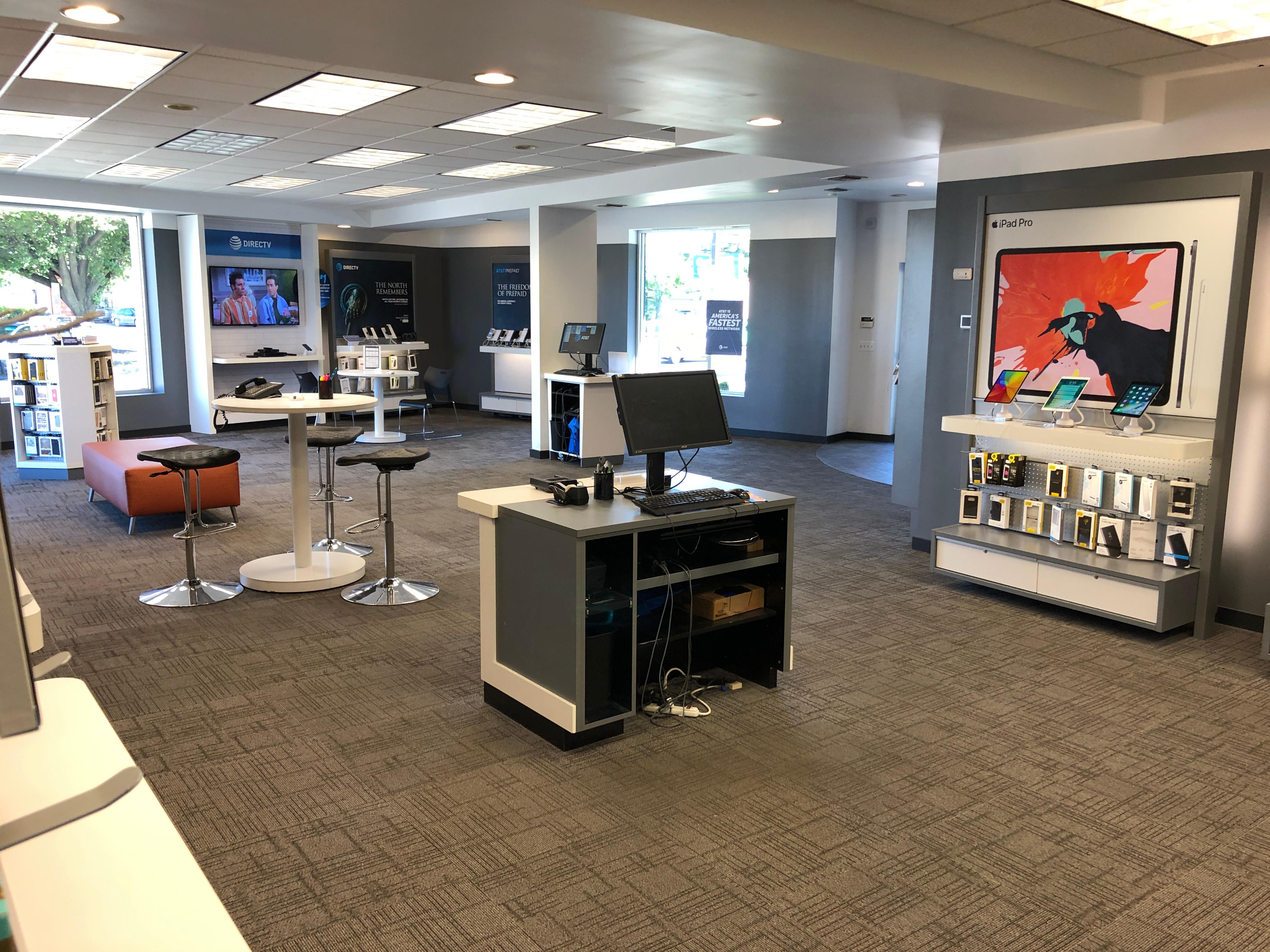 AT&T Store Photo