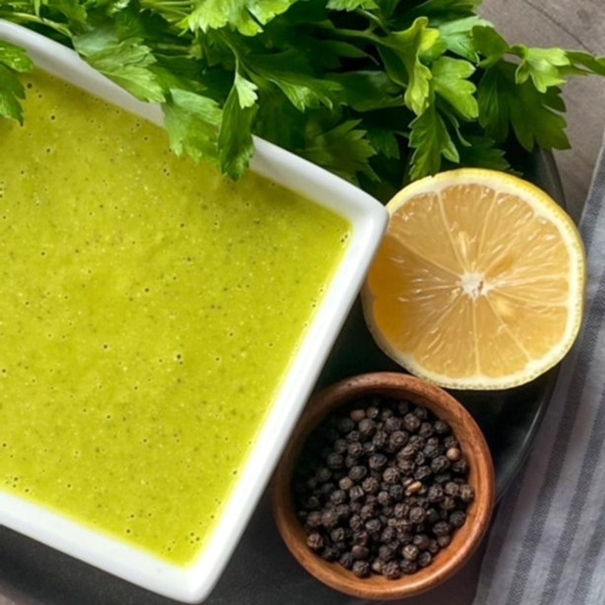 Fresh Parsley Vinaigrette 8oz
