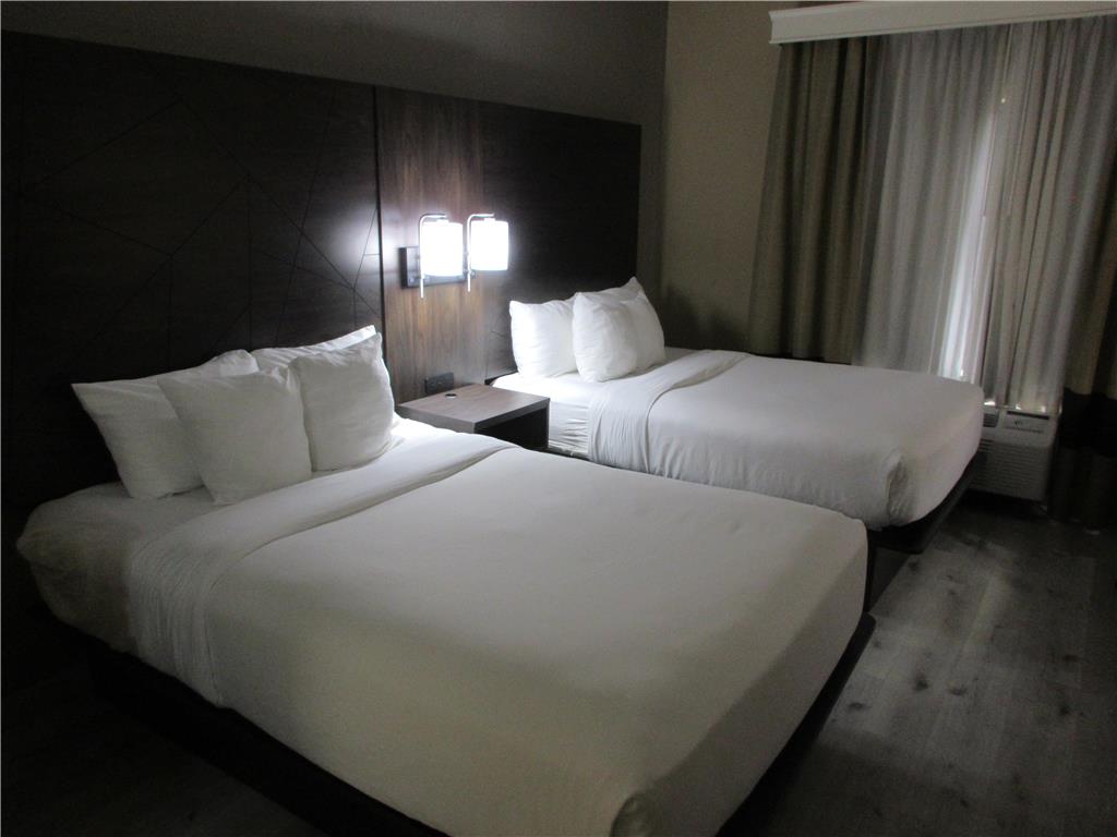 Best Western Kenner Image